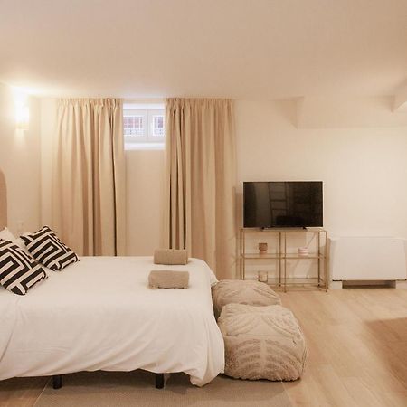 Apartamentos Cervantes Бадахос Екстер'єр фото