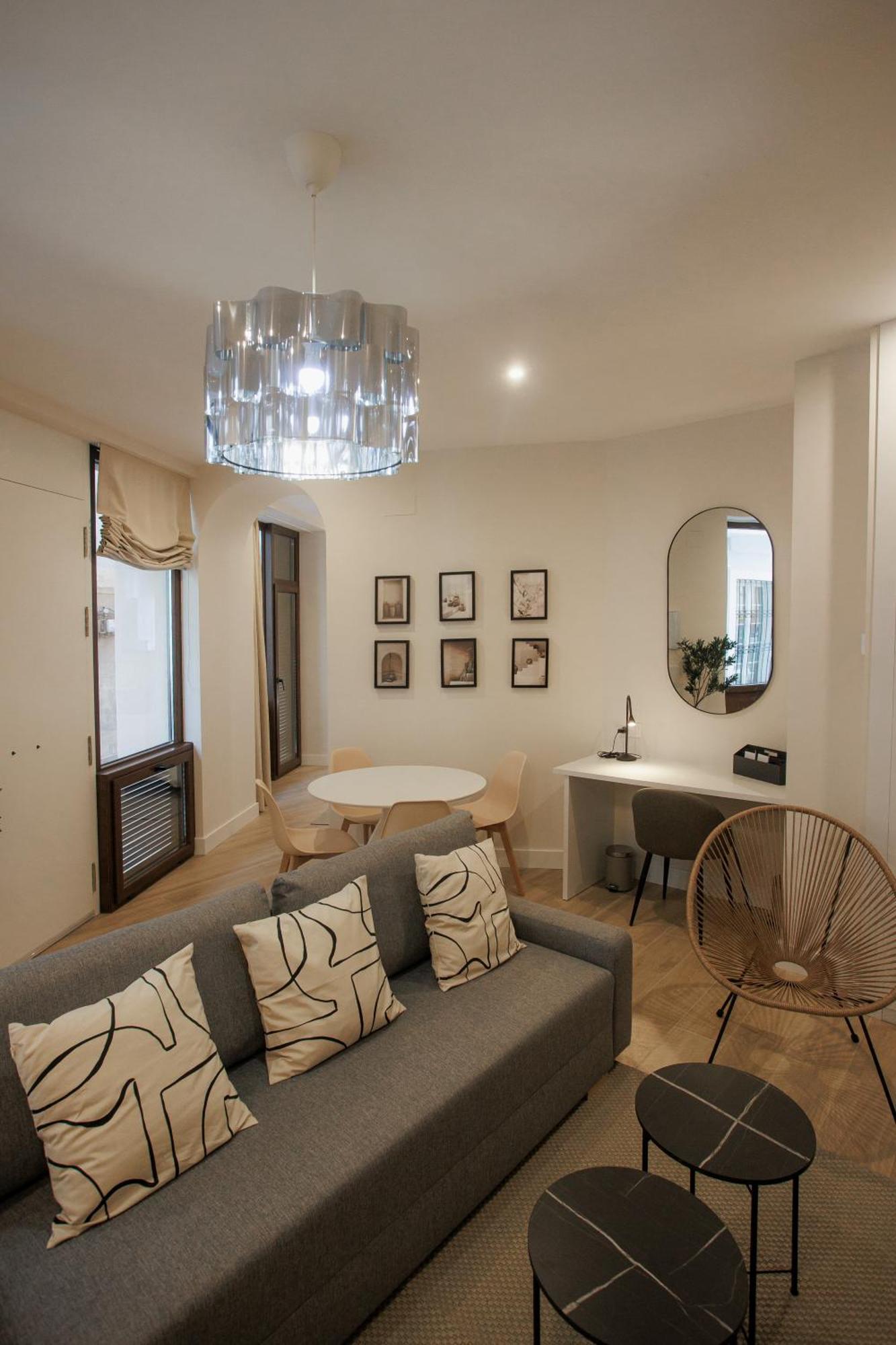 Apartamentos Cervantes Бадахос Екстер'єр фото